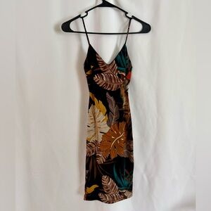 Bundle 3 for $15 | Windsor Tropical Leaf Print Midi Dress XS